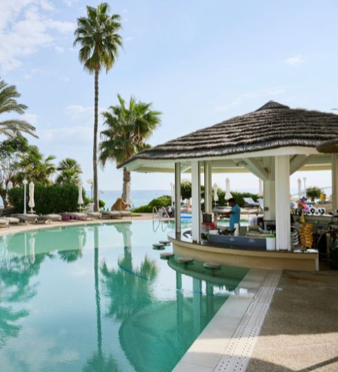 Oasis Pool Bar