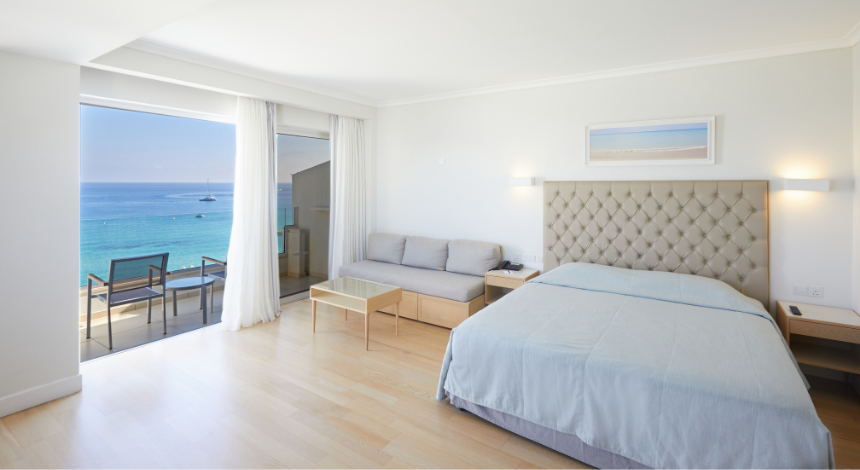 860x470_junior suite sea view_beach