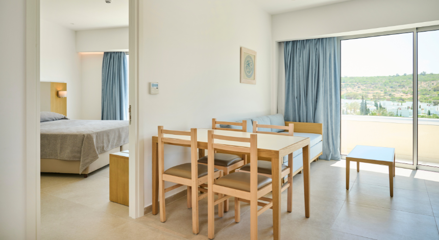 Superior One Bedroom Suite Inland View
