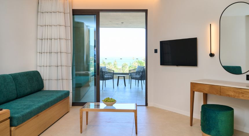 One Bedroom Suite Sea View